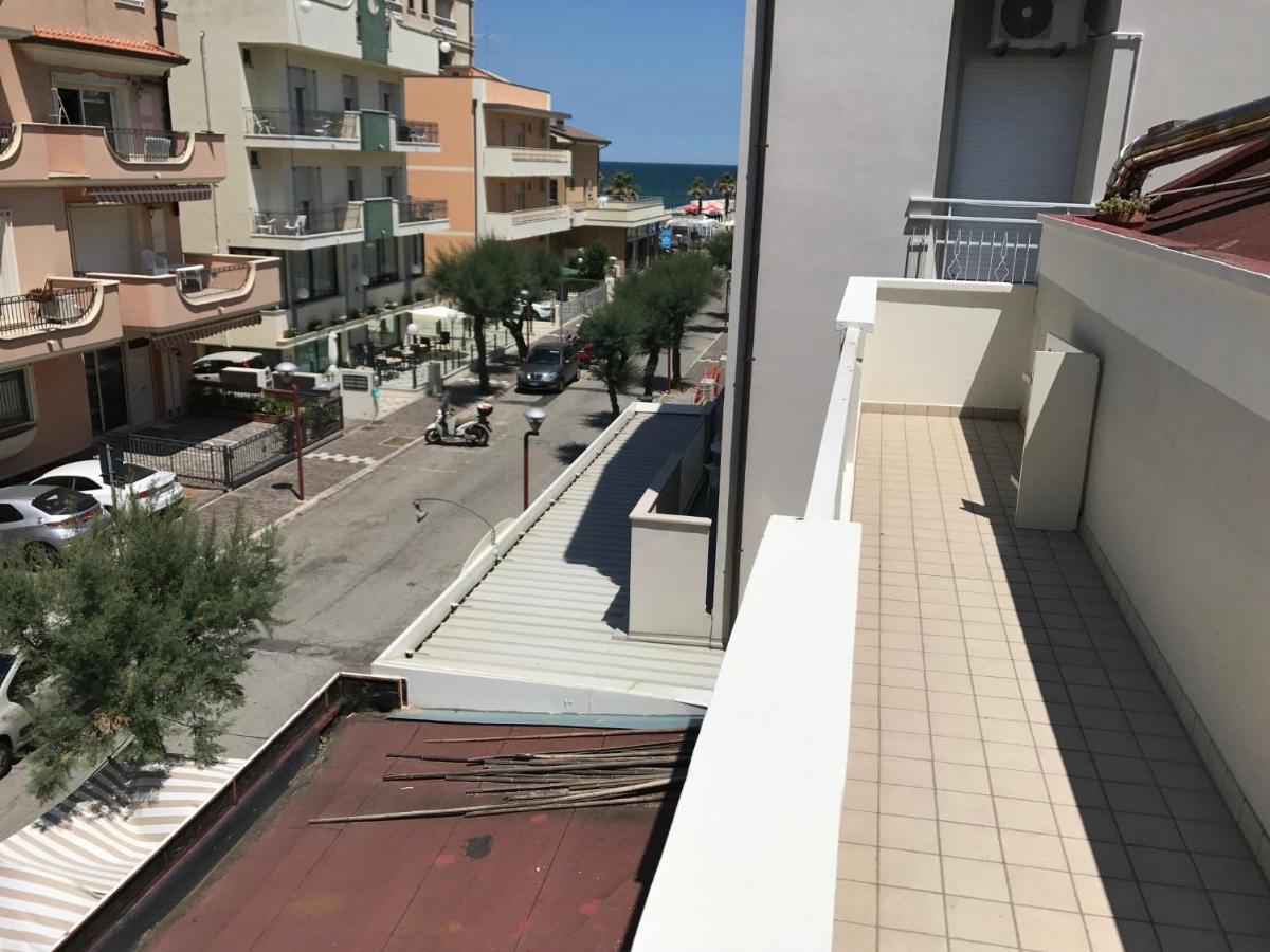 Appartamenti Orfeo Misano Adriatico Exterior foto